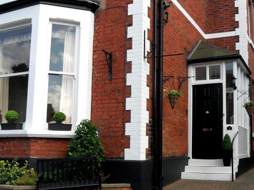 Powys Lodge Scarborough Dış mekan fotoğraf